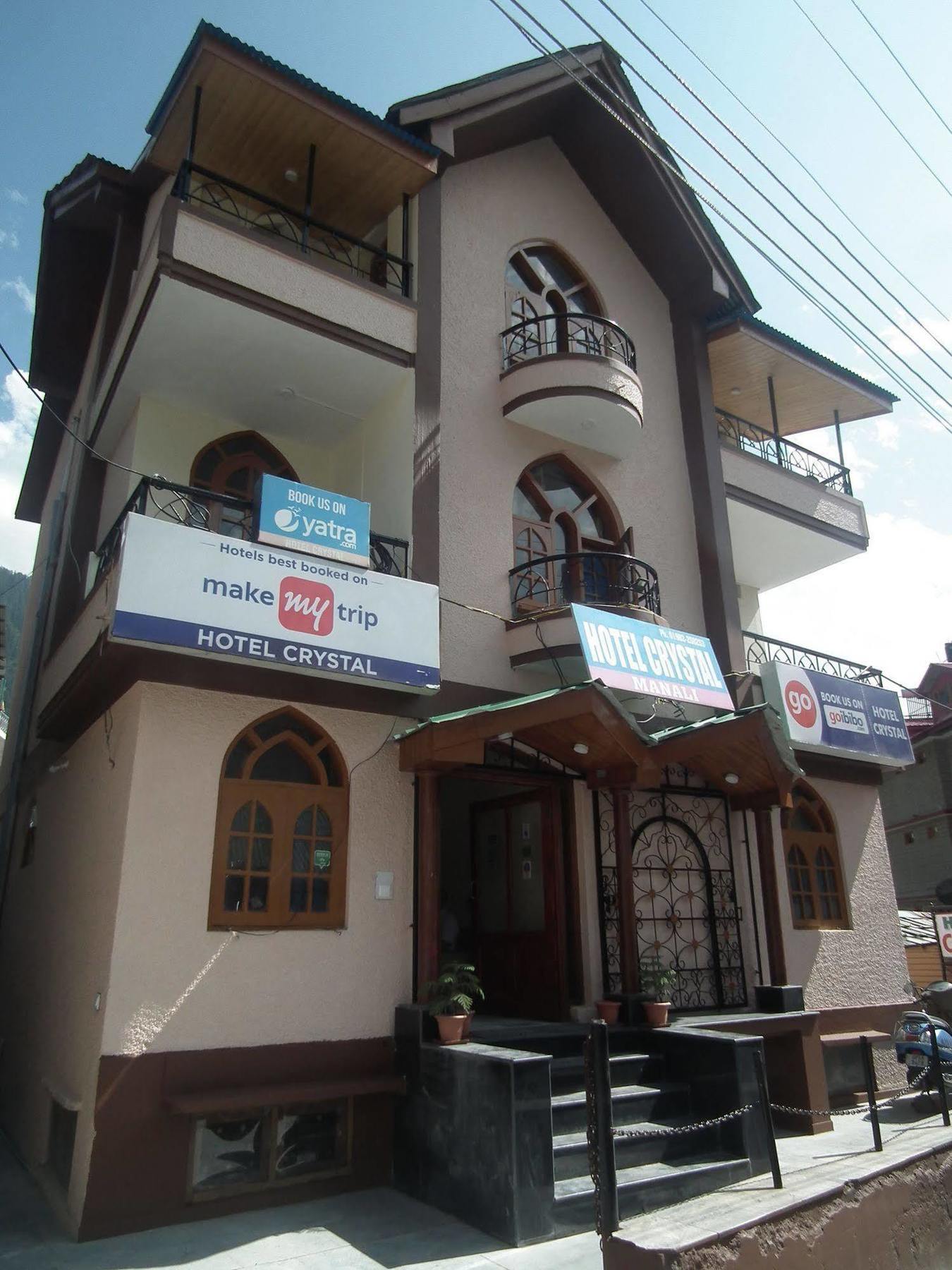 Hotel Crystal Manali  Exterior photo