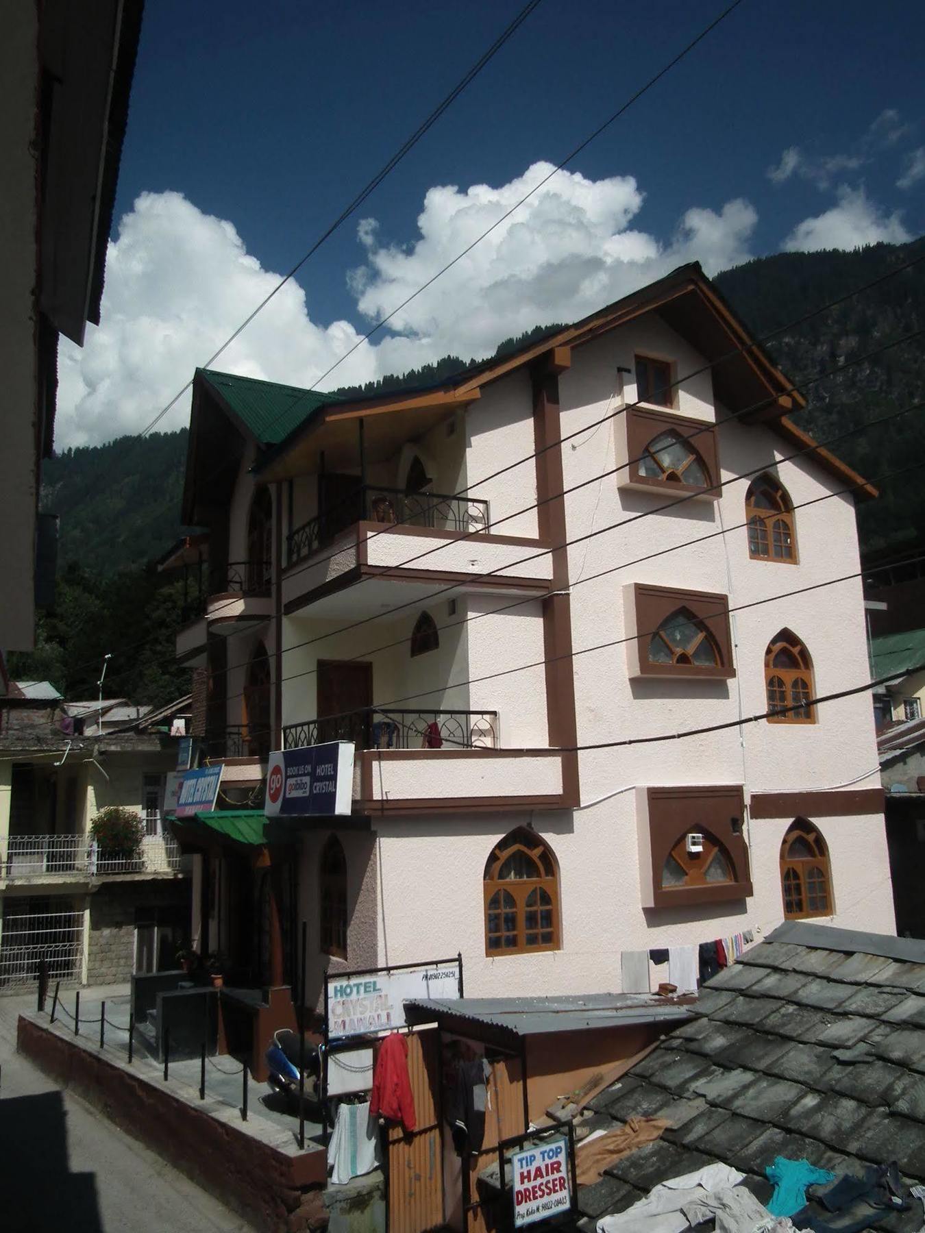 Hotel Crystal Manali  Exterior photo